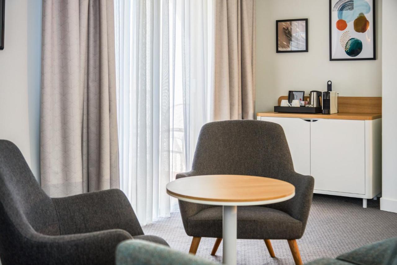 Holiday Inn Perpignan, An Ihg Hotel Εξωτερικό φωτογραφία