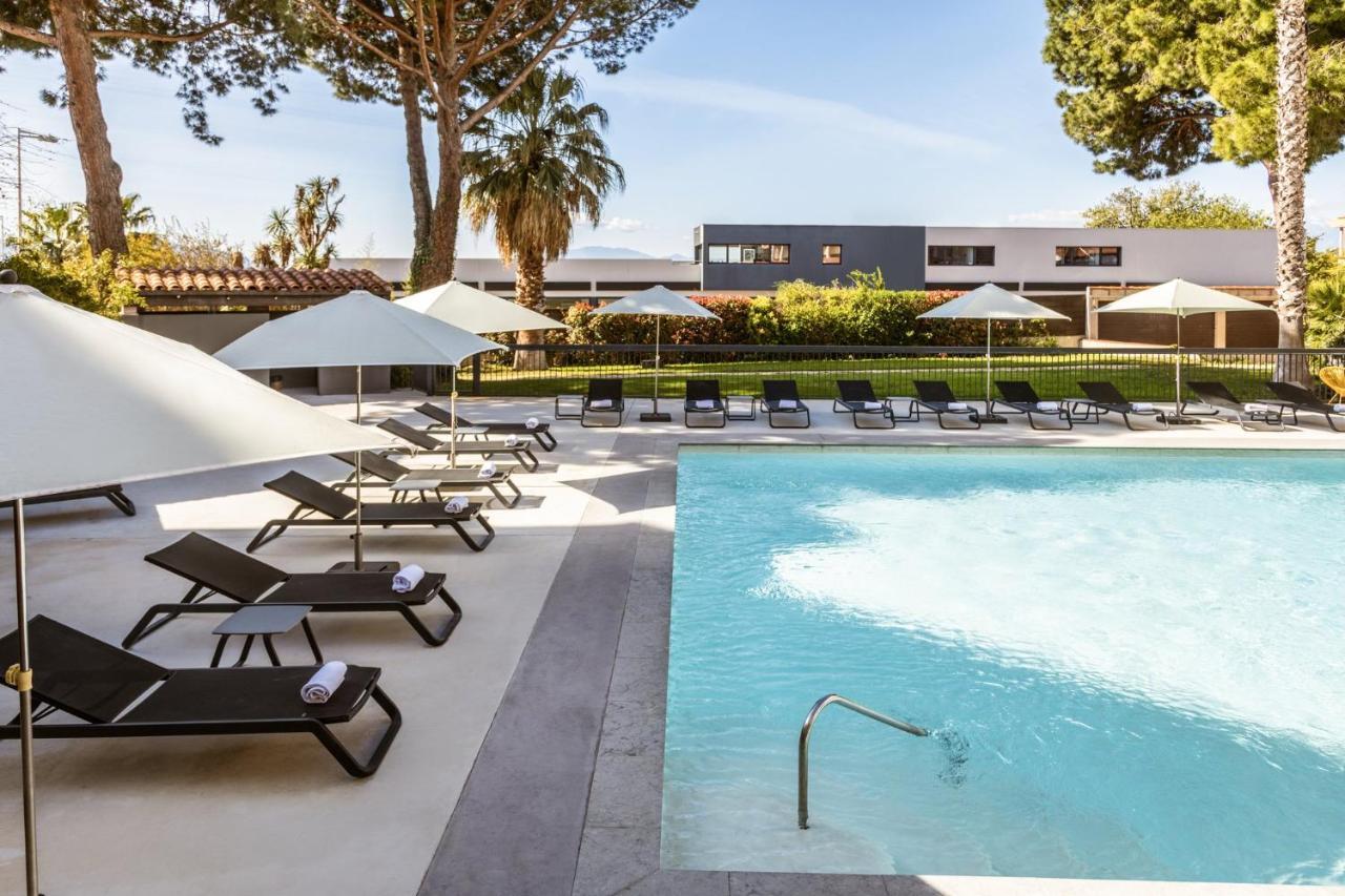 Holiday Inn Perpignan, An Ihg Hotel Εξωτερικό φωτογραφία