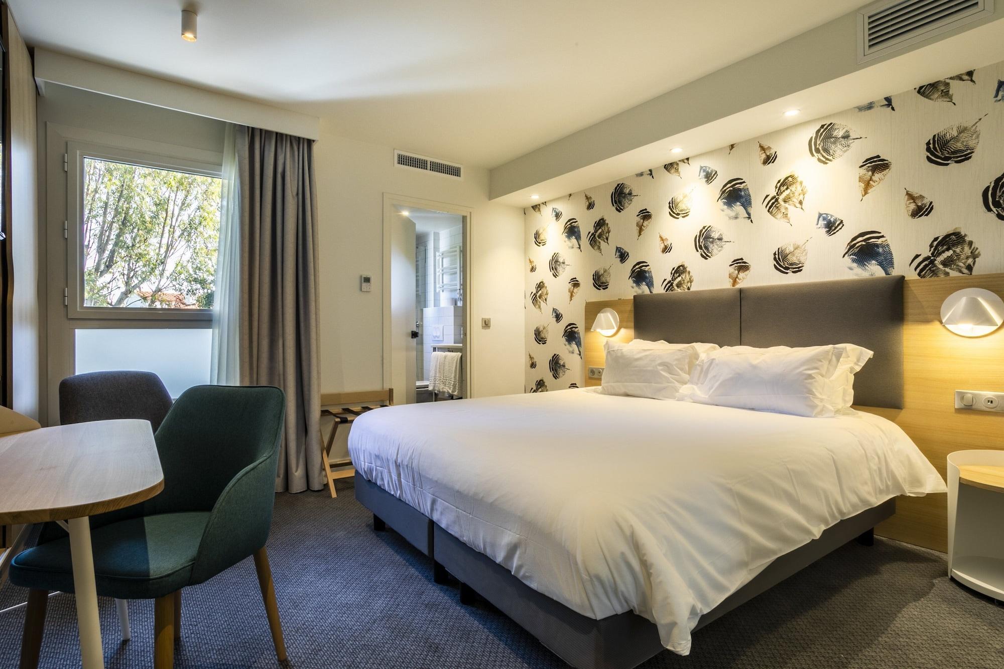 Holiday Inn Perpignan, An Ihg Hotel Εξωτερικό φωτογραφία
