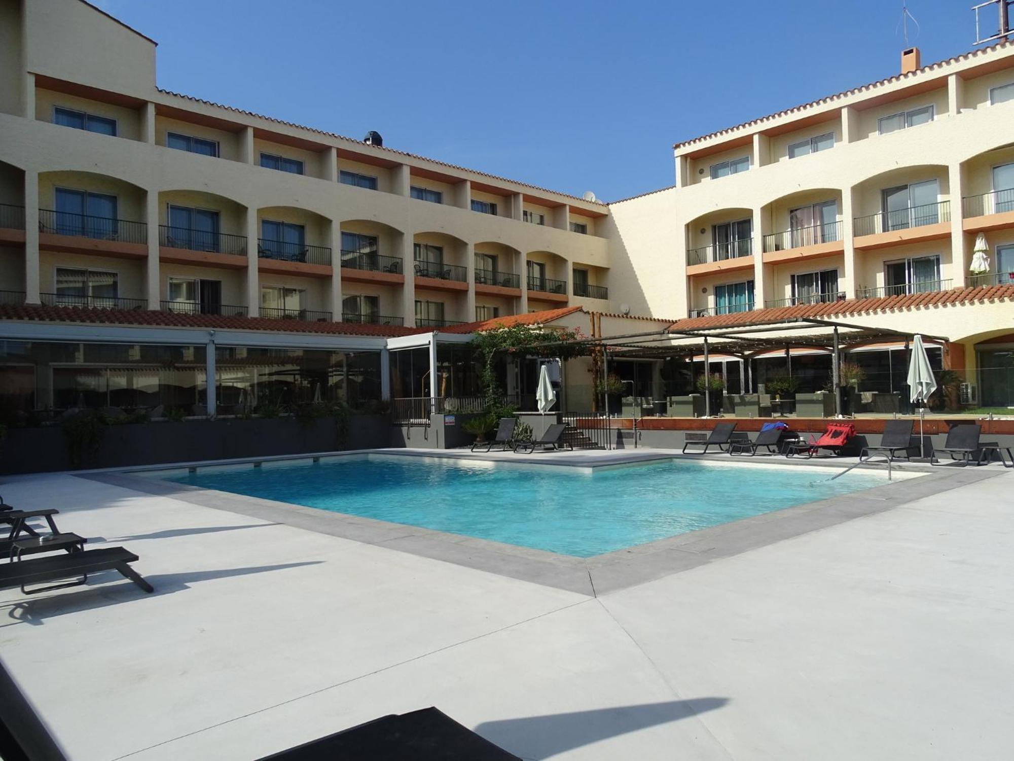 Holiday Inn Perpignan, An Ihg Hotel Εξωτερικό φωτογραφία